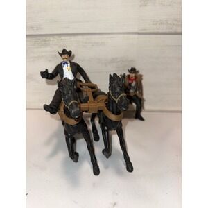 Chap Mei 2 ‎ Wild West Horses & And Two Cowboy Figures